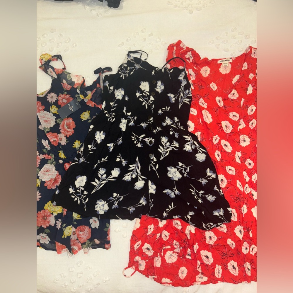 FLORAL ROMPER/DRESSES! - Picture 5 of 5